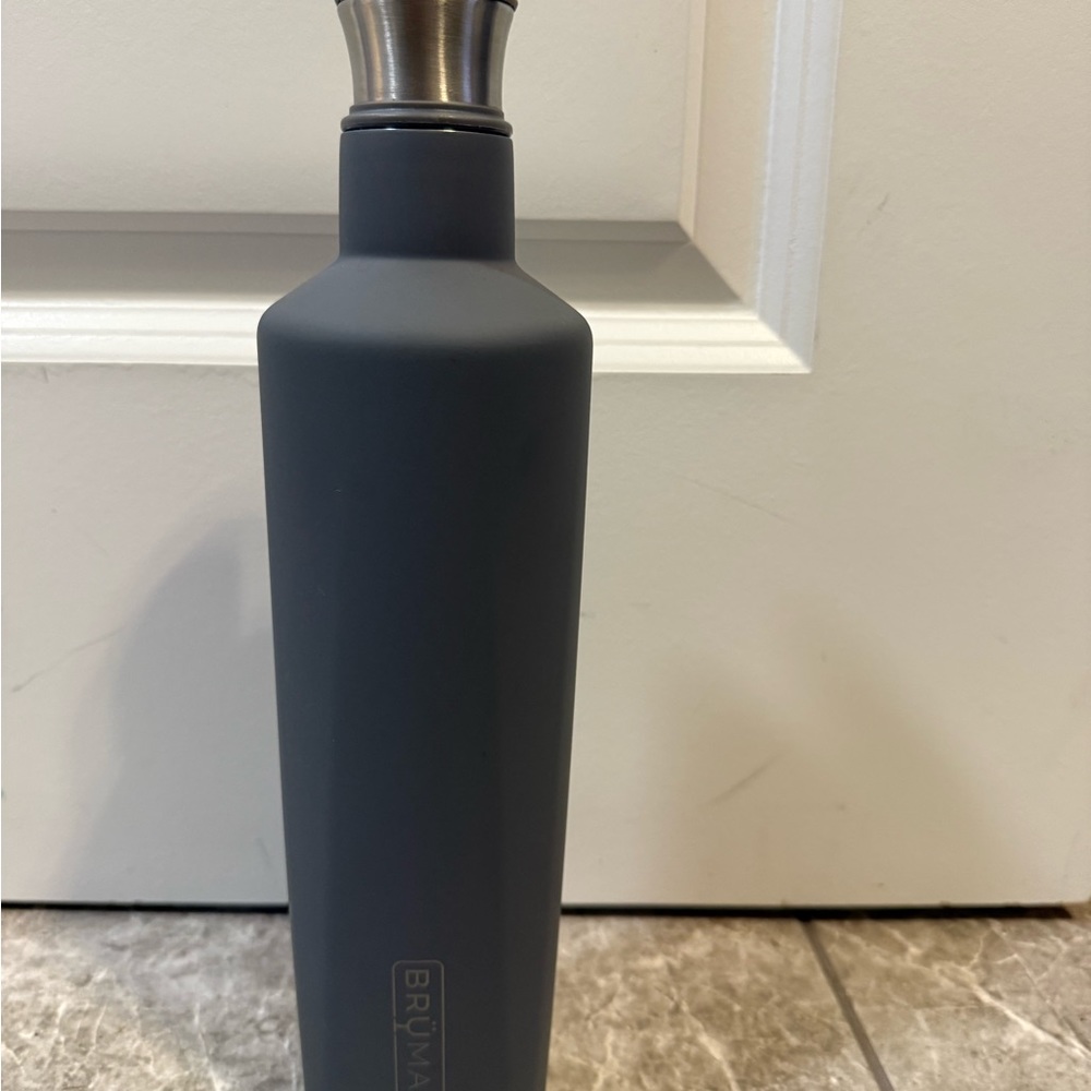 BruMate Gray Fifth